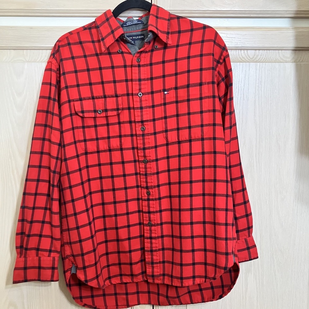 Tommy Hilfiger Shirt Mens‎ Medium Black & Red Flannel Button Up Long Sleeve